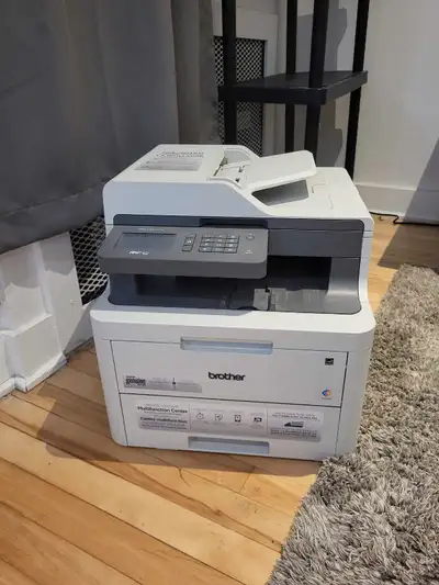 À VENDRE : Imprimante laser couleur Brother MFC-L3710CW – 200 $ Imprimante professionnelle laser cou...