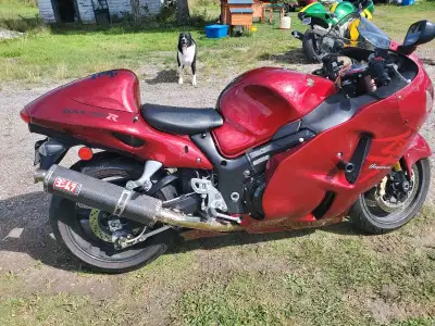 I'm selling my 2007 Suzuki Hayabusa. Own a piece of History. Perfect condition, ready to ride. 24Km...