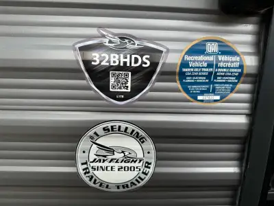 Trailer description: This was purchased brand-new in 2021 and we are the original owners. We are sea...