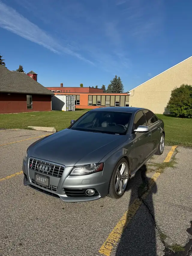 2010 Audi S4562911446775244801