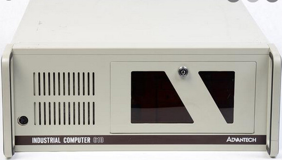 RACK MOUNT COMPUTER ORDINATEUR INDUSTRIEL ARMOIRE CABINET IPC610 dans Serveurs  à Longueuil/Rive Sud