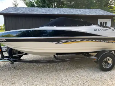 2008 Larson Senza 186 BR, 5.0L, Marine ENGINE SPECS ; Engine: Volvo Penta GL Carbureted ; Engine Typ...