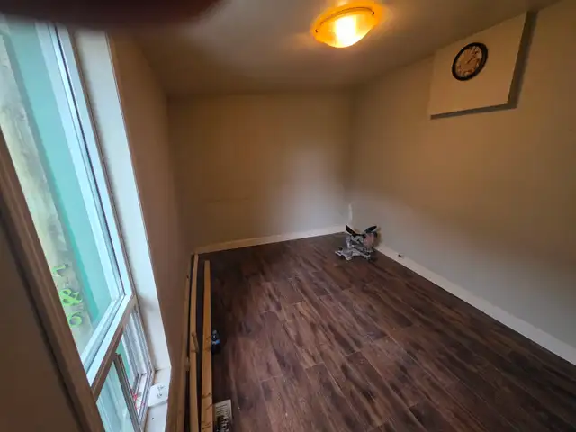 Small private studio unit near downtown
