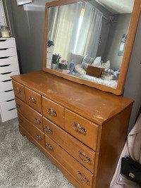Dresser, wood 8 drawer w mirror