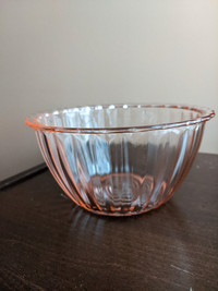 VINTAGE PINK DEPRESSION GLASS BOWL