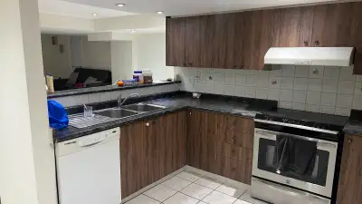 Description attached, see pictures , available for family only, walking distance to school, plaza, H...