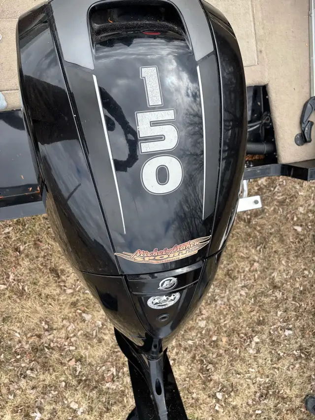 Princecraft Hudson DLX WS 2014 – 150 HP in Powerboats & Motorboats in Laval / North Shore - Image 5