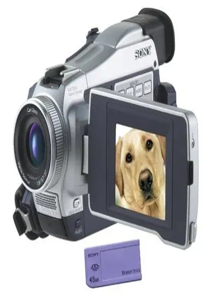 Sony DCR-TRV25 MiniDV Digital Handycam Camcorder w/ 2.5, View more