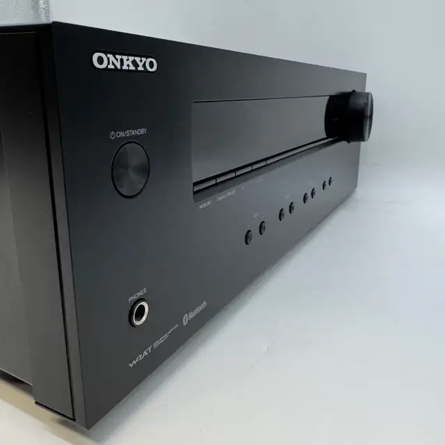 Onkyo TX-8220 Stereo Receiver Bluetooth AM/FM Receiver remote in Stereo Systems & Home Theatre in City of Toronto - Image 6