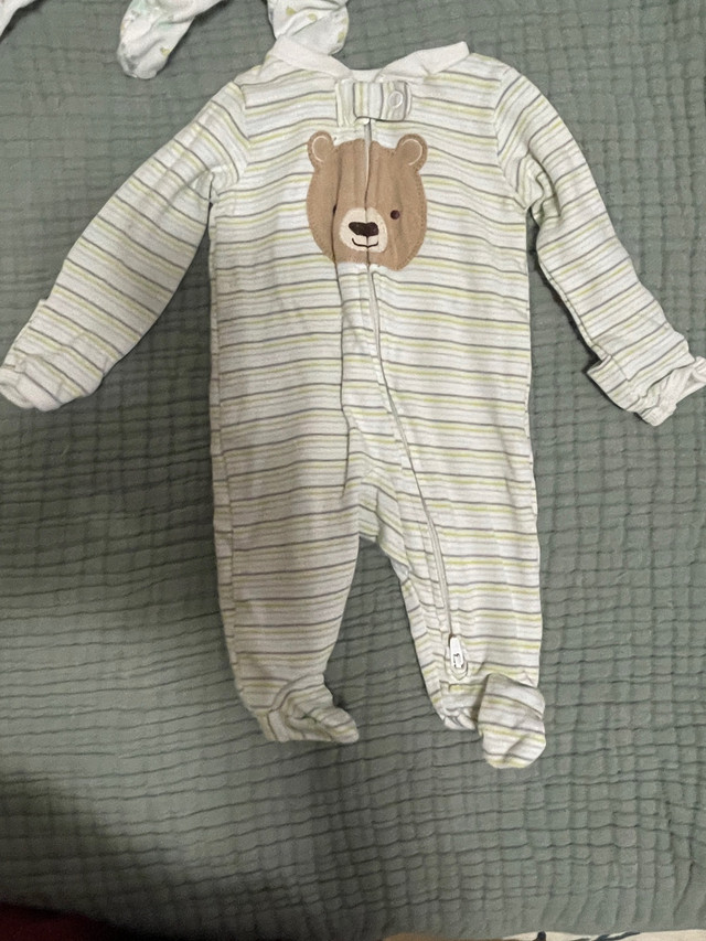 4 newborn footed sleepers  in Clothing - 0-3 Months in Saskatoon - Image 3
