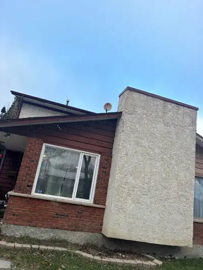 It is located in Tyndall park.Two bedroom side by side two story house.Nice,quiet neighborhood.close...