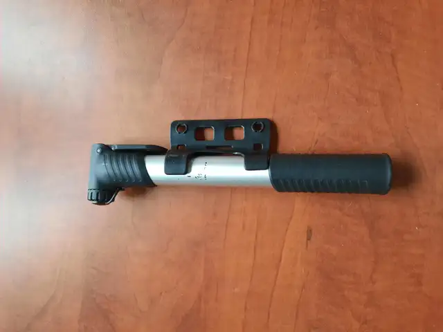 Bike VTT in Other in London - Image 7