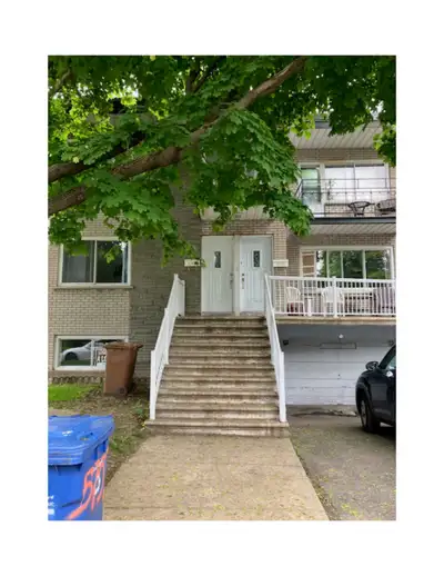 studio and 3.5 unit in Cote St Luc