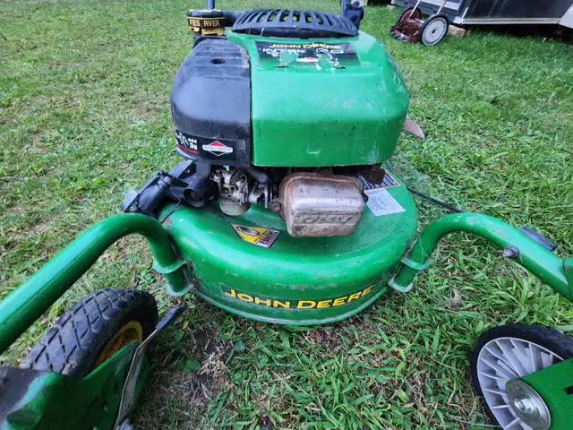 John Deere Intek OHV 7.0hp Zero Turn Lawnmower Model JS40 in Lawnmowers & Leaf Blowers in Windsor Region - Image 10