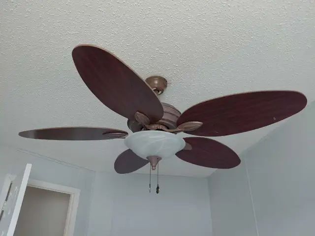 Ventilateur de plafond 48 po in Indoor Lighting & Fans in Longueuil / South Shore - Image 3