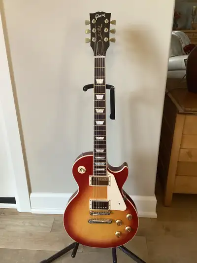 gibson les paul traditional in Guitars in Ontario | Kijiji