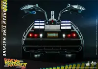 SIDESHOW COLLECTABLES -DELOREAN TIME MACHINE - NEW