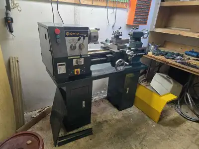 Craftex CT 089 Metal Lathe and associated fitments. Pickup only, Red Rock