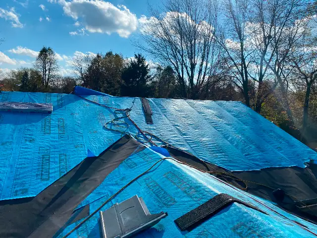 Hanis roofing63694109159171120