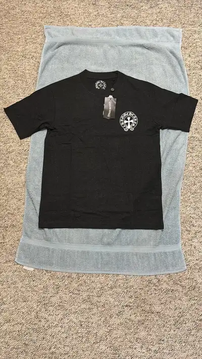 “Chrome Hearts Multi-Cross Horseshoe” Tee, View more