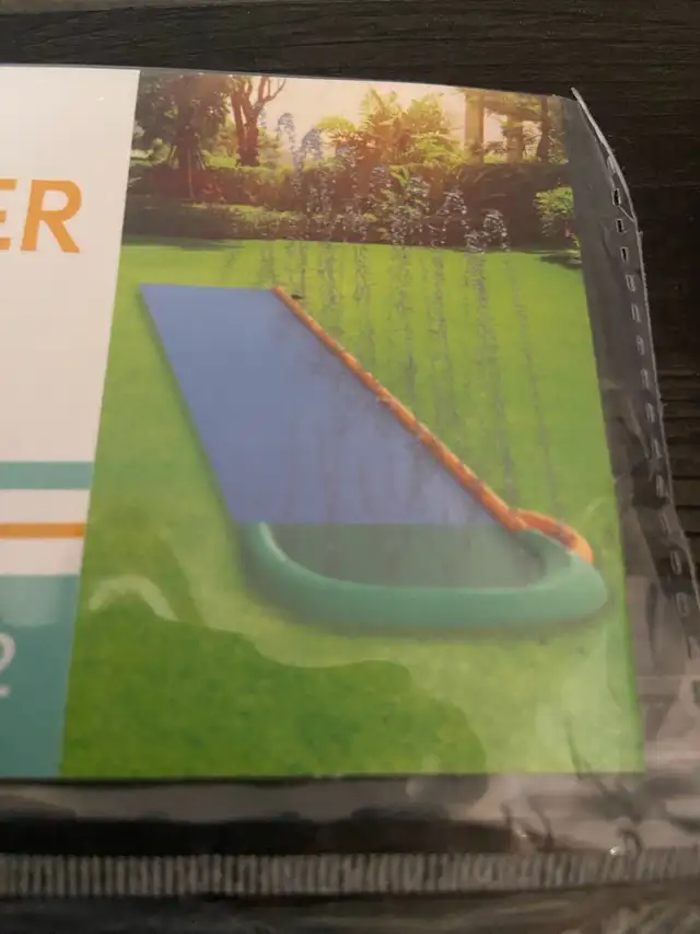 New 10ft Slip-n-Slide Water Slide in Toys & Games in Oshawa / Durham Region - Image 3