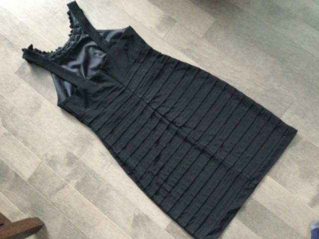 Petite robe noire chic / Classy Small black dress dans Femmes - Robes et jupes  à Longueuil/Rive Sud - Image 2