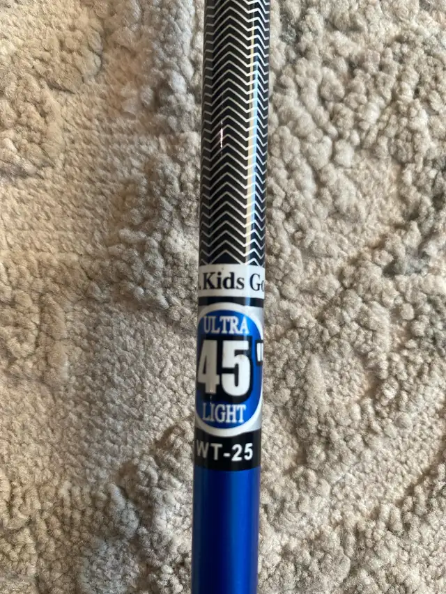 Kids golf clubs 45” Right handed in Golf in Edmonton - Image 4