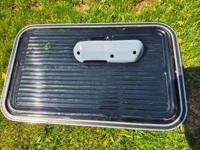 Inner door panels. Come with trim and arm rests. Decent condition. $240 For the set. Call or TEXT, 7...