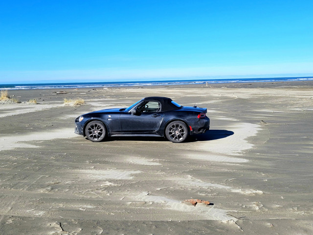 DEAL on Fiat 124Spider Abarth in Cars & Trucks in Barrie