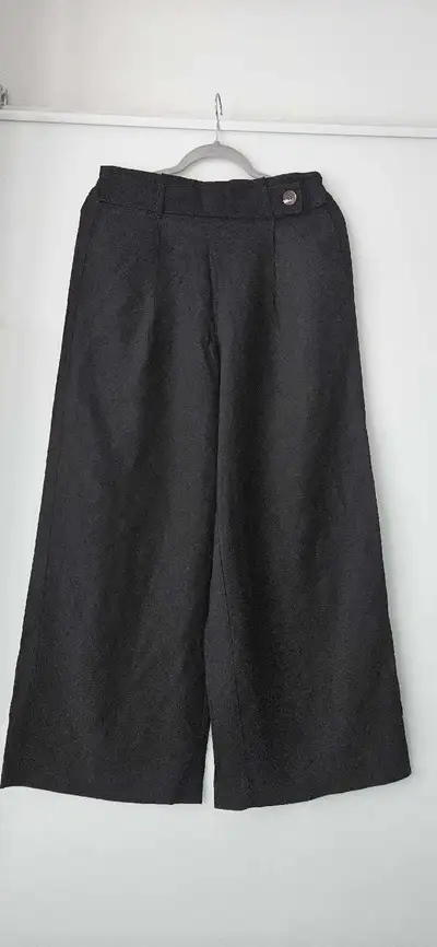 Negotiable - Beautiful Black Wide Leg Culottes Pants, Size 6, View more