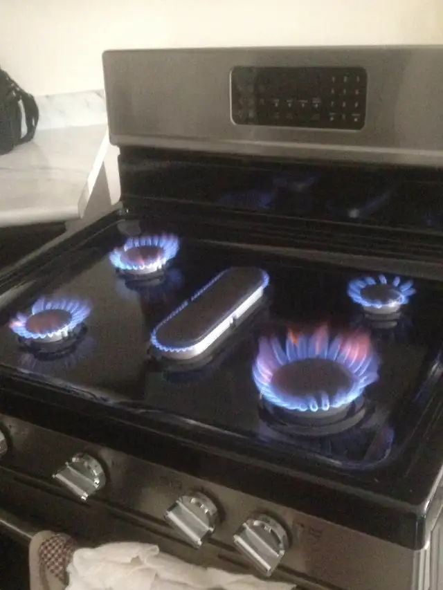 AC and Heating tech services 4168186030 63362357365635121