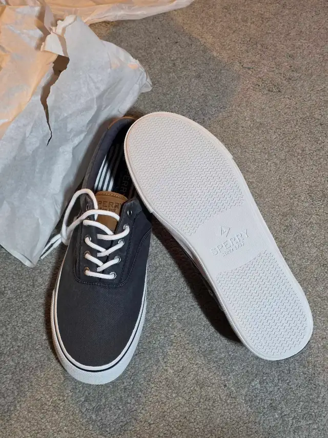 Sperry Striper II CVO Shoes in Navy - Size 11.5