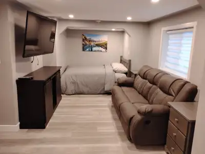 This large srudio suite has everything you need except bedding and towels. It has a fully equipped k...
