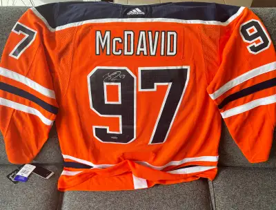 UPPER DECK COA INCLUDED Edmonton Oilers Adidas Pro jersey Connor Mcdavid Plz text for quick response...