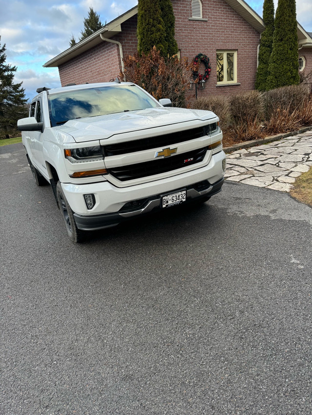 2018 Chevy Silverado 1500 LT in Cars & Trucks in Kingston - Image 3