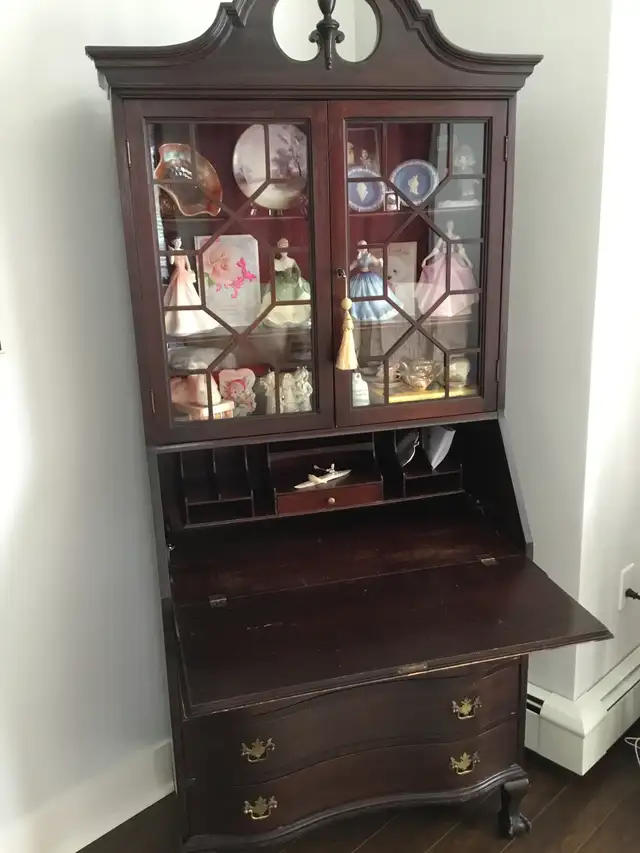 Antique secretary with desk in Hutches & Display Cabinets in Bedford - Image 4
