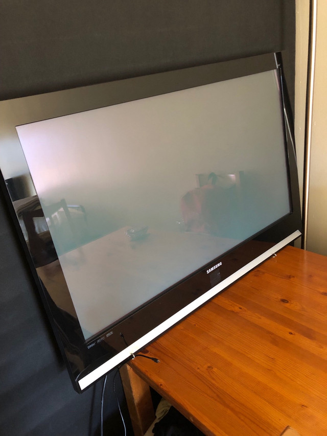 Samsung 42” tv  in TVs in Kingston