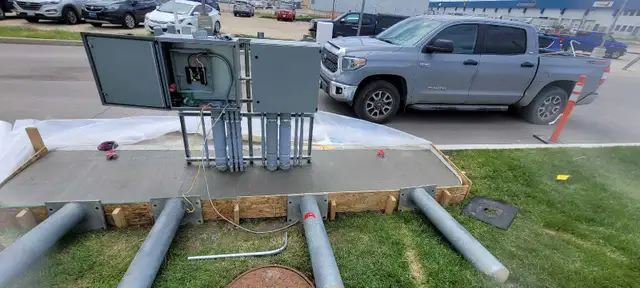 Professional Electrical Contractor471397100558100485