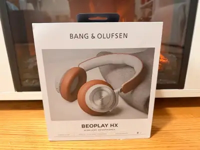 Bang & Olufsen Beoplay HX, View more