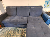 Free fold out sofa (structube)