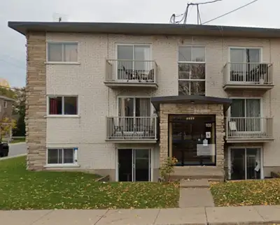 À LOUER - Appartement de 4½ chambres à Longueuil