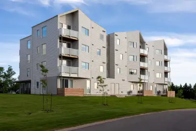 25 St. Martha’s Court 2 bedrooms | 1.5 bathrooms | Ground floor 925 sq. ft. $1,828/month + utilities...