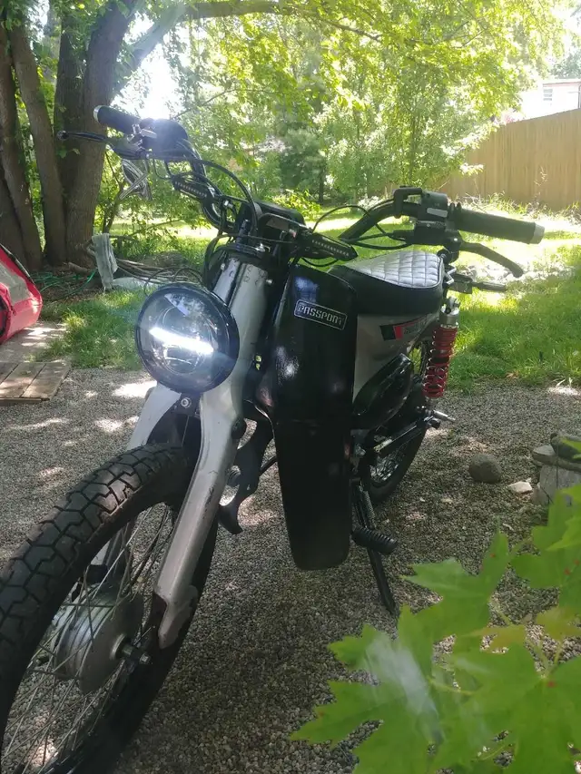 Vintage motorcycle Honda Yamaha  in Other in Windsor Region - Image 10