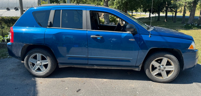 2009 Jeep Compass in Cars & Trucks in Kingston