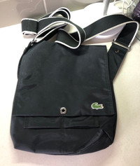Pre-owned Unisex Lacoste Shoulder City Bag. Like new.