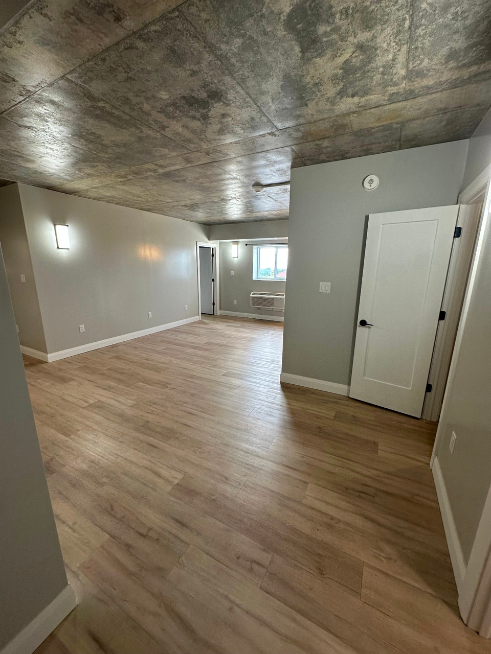 Brand New 2 bedroom 2 Bathroom Available Now & November 3