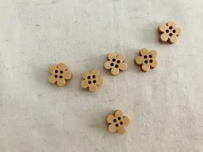 6 pcs Wood Buttons Flower ～ Fast Shipping, View more