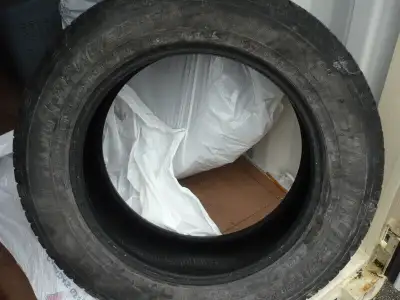 2- TIRES /Truck or Suv. General Grabbers 2 General Grabbers used /good condition all seasonal radial...
