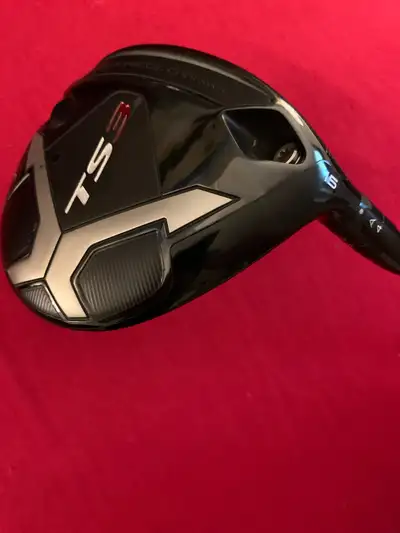 Like New Titleist TS3 RH 3 wood, View more