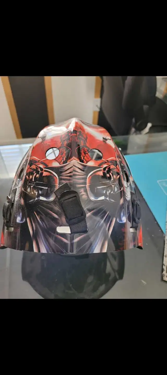 Youth street goalie mask Dark Vader like New for $35 in Hockey in Cambridge - Image 4